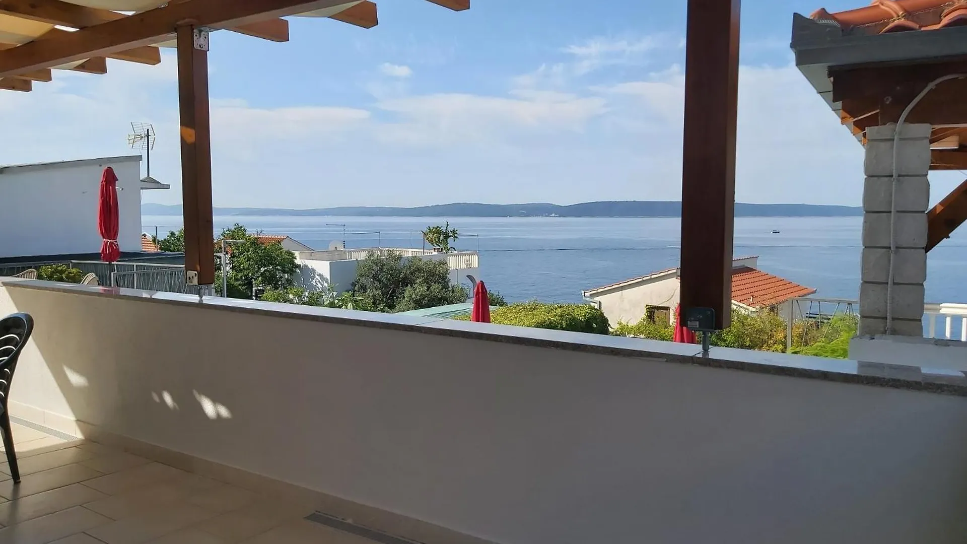 Apartments Zora تروغير