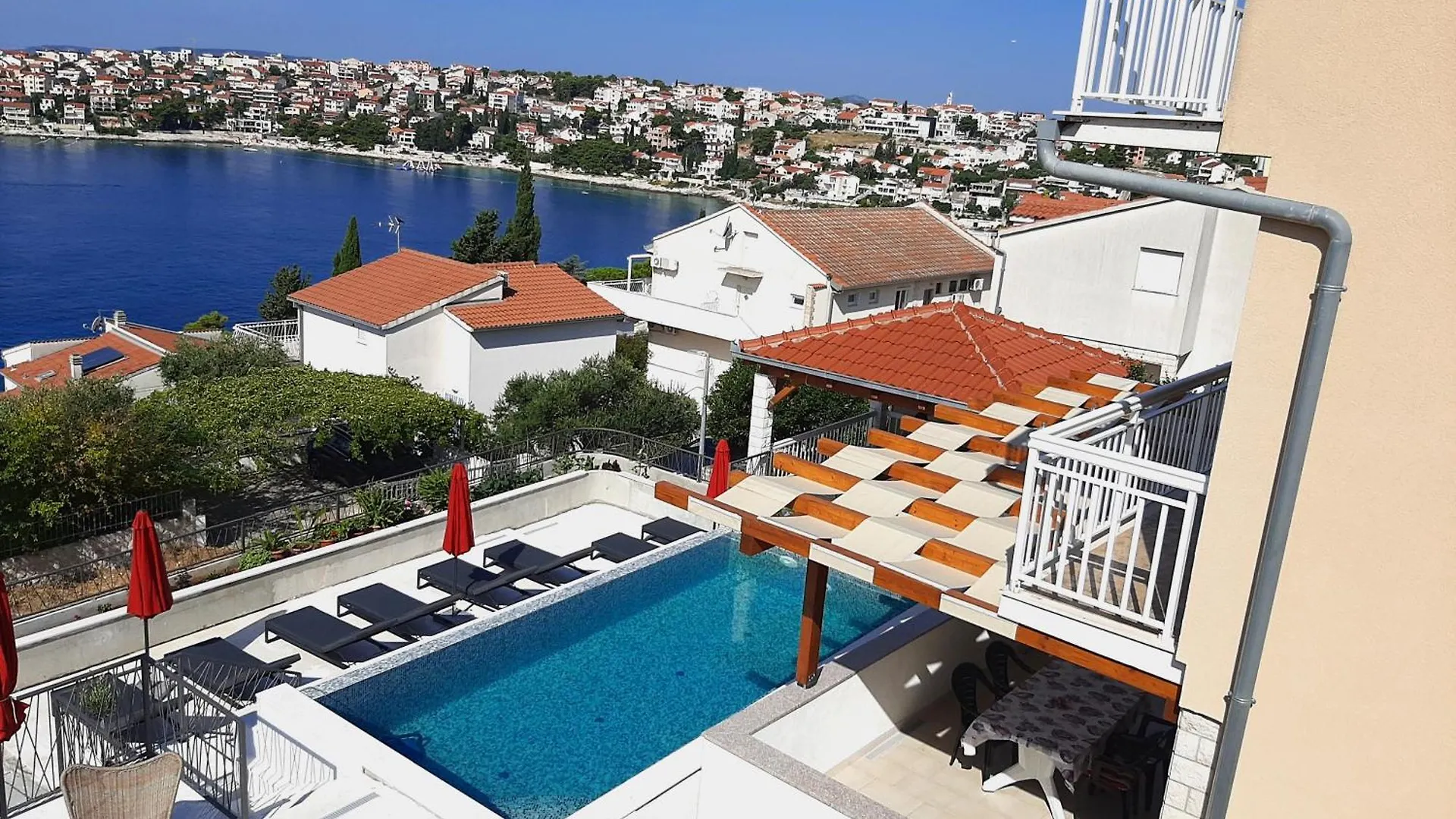 Apartments Zora Trogir