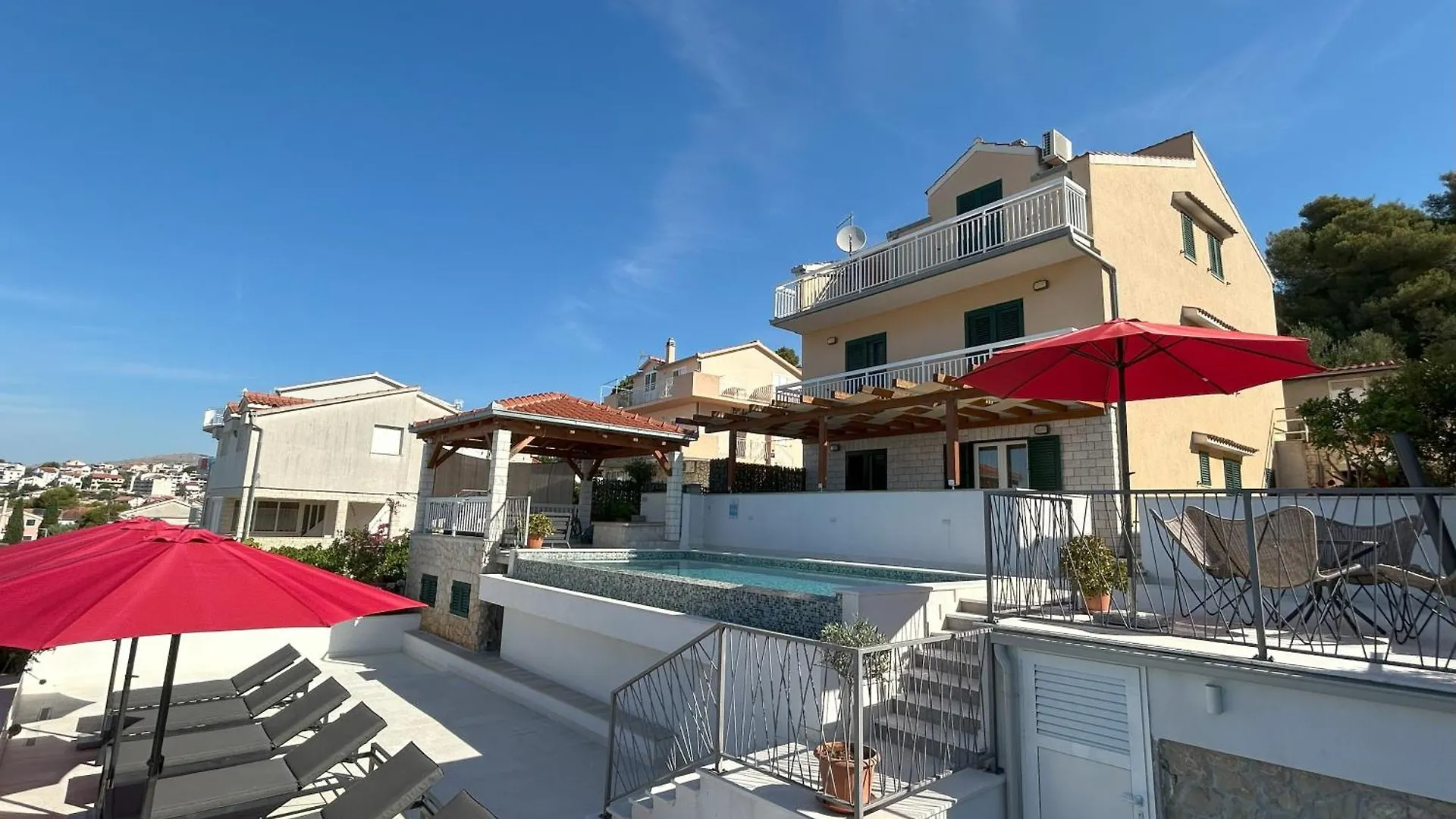 Apartments Zora تروغير كرواتيا