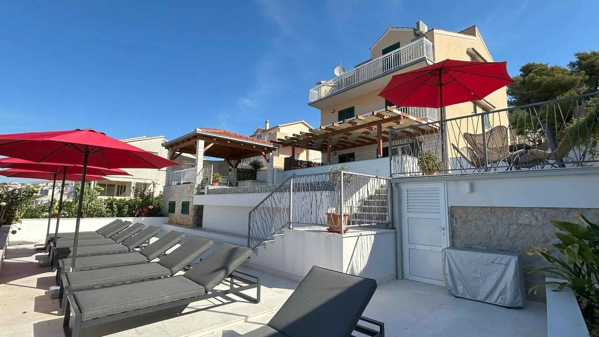 Apartments Zora Trogir 0*,  Croacia
